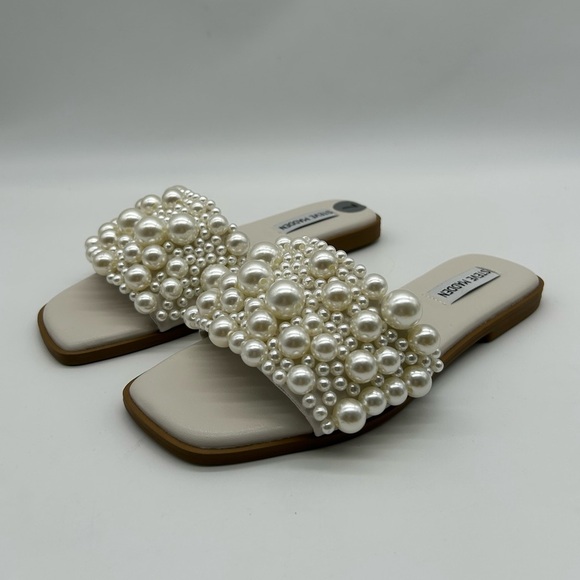 Steve Madden Beaded Sandals Women’s Size 7M Faux Pearl Vegan Bridal Flats NWOB - Picture 4 of 9